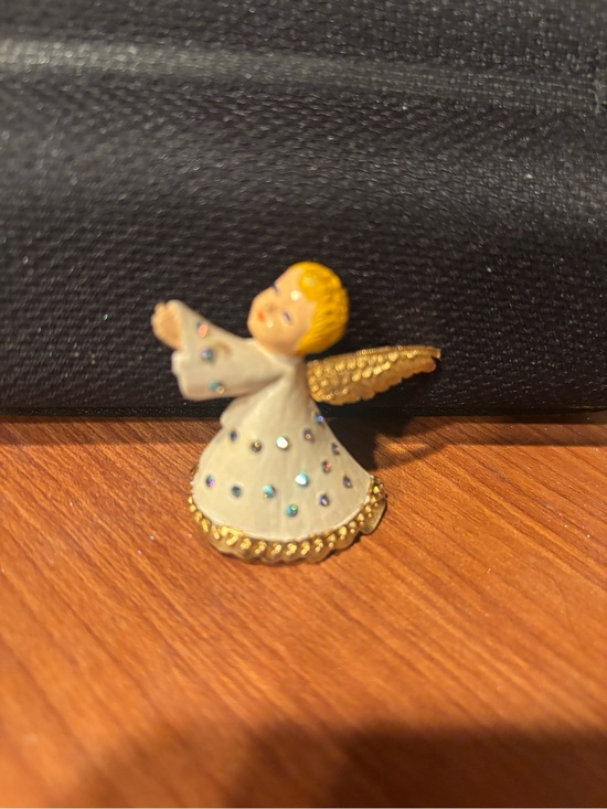 Accessories - Vintage Christmas Angel Figurine with Gold Wings